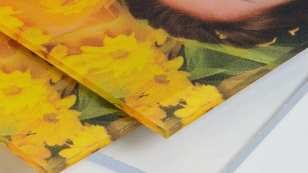 Akrilik ve Plastik Üzerine UV Baskı