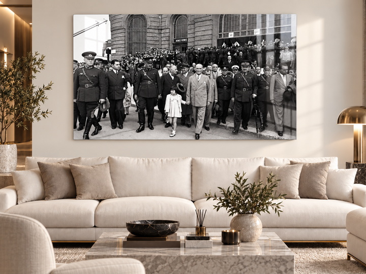 Atatürk ve Ülkü Adatepe Temalı Temperli Cam Tablo