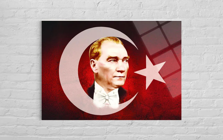 Atatürk ve Hilal