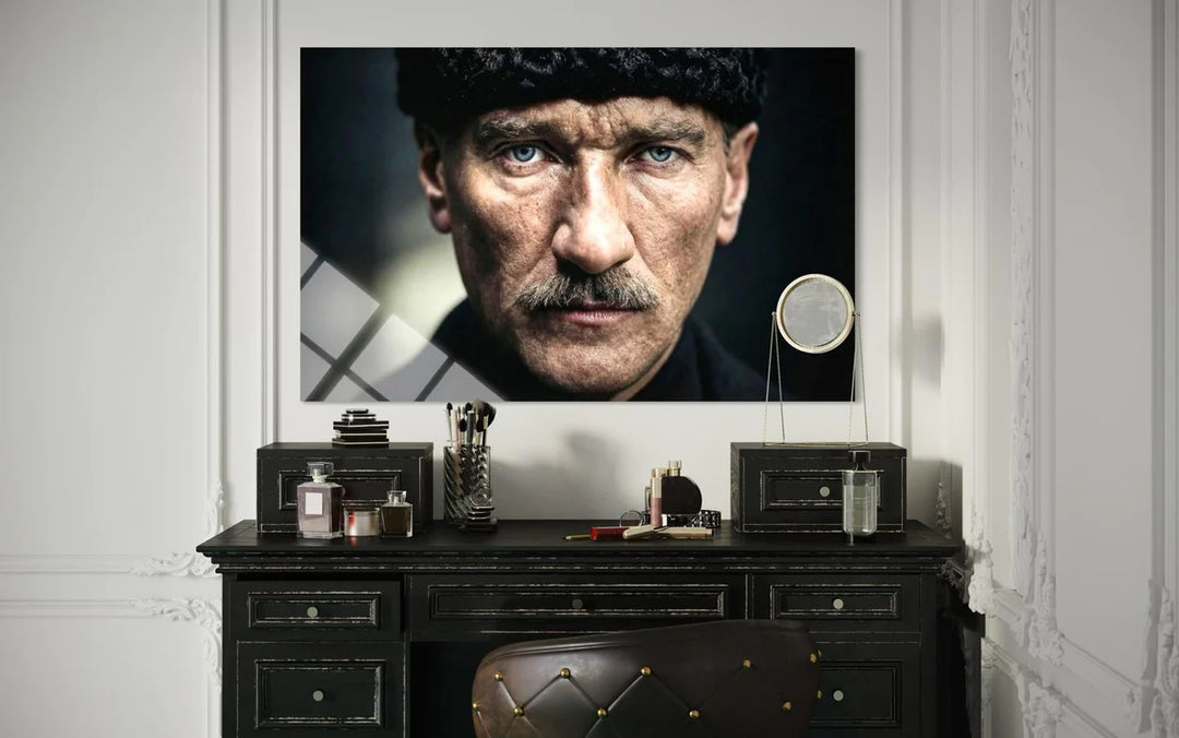 Atatürk Cam Tablo