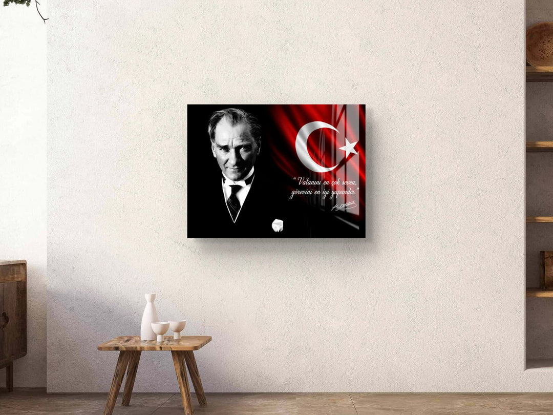 Kararlı Duruş Atatürk Cam Tablo – Makam Odası Dekoru