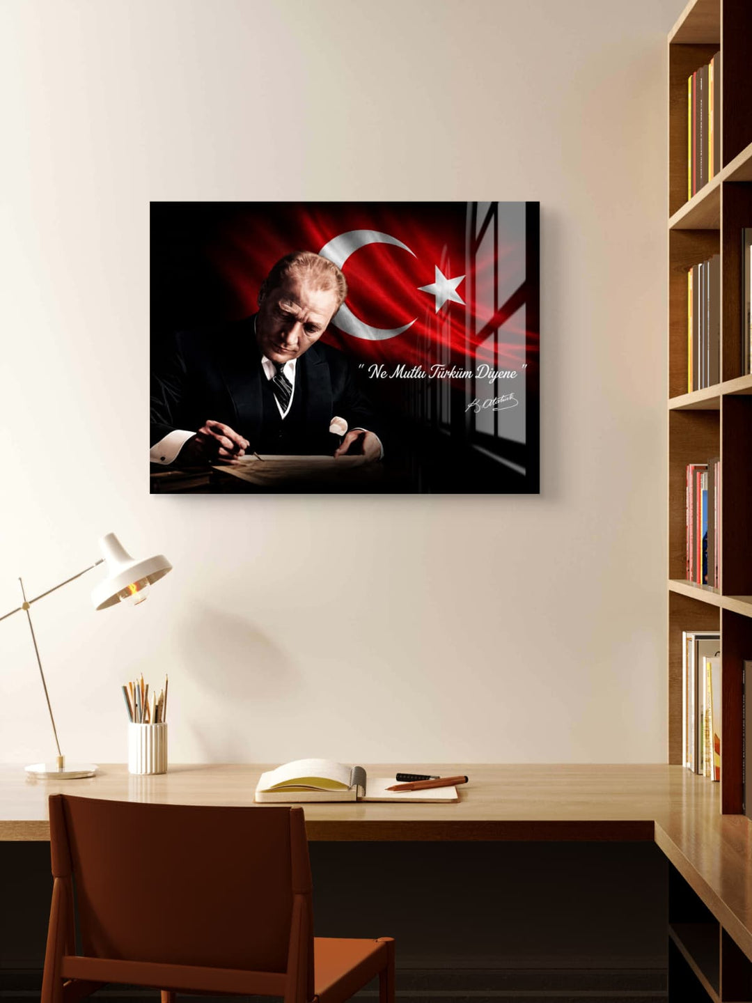 Modern Atatürk Portresi Temperli Cam Tablo – Türk Bayraklı